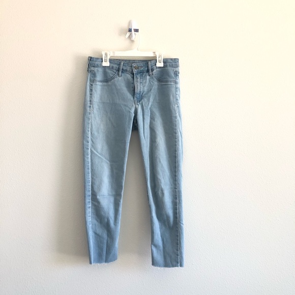 Vintage Light Wash Skinny Jeans - Picture 1 of 4